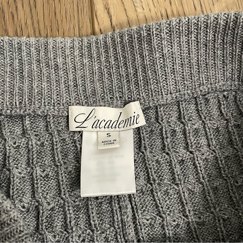 L’ academie Maja Knitted Gray Shorts - Picture 3 of 9
